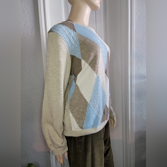 Vintage Alfred Dunner women's sweater with geometric design - Picture 3 of 5